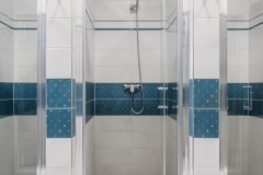 Men's showers